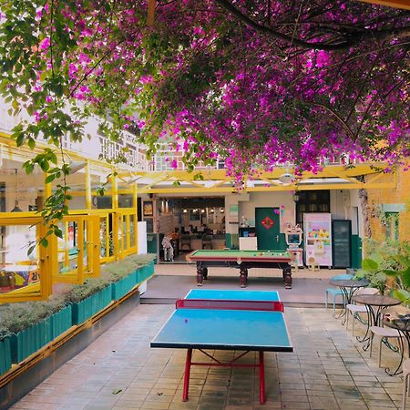 The Cloudland International Youth Hostel Close To The City Center,10 Min Walks To The Subway, Close To The Night Market, Old Street, Green Lake, English-Speaking Service, Free Activity Convenient Payment And Visa Cards Are Accepted Kunming Extérieur photo