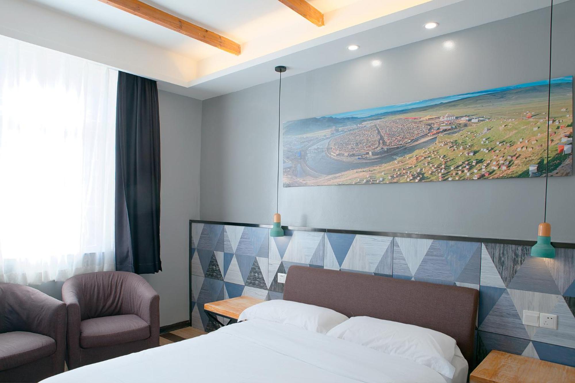 The Cloudland International Youth Hostel Close To The City Center,10 Min Walks To The Subway, Close To The Night Market, Old Street, Green Lake, English-Speaking Service, Free Activity Convenient Payment And Visa Cards Are Accepted Kunming Extérieur photo